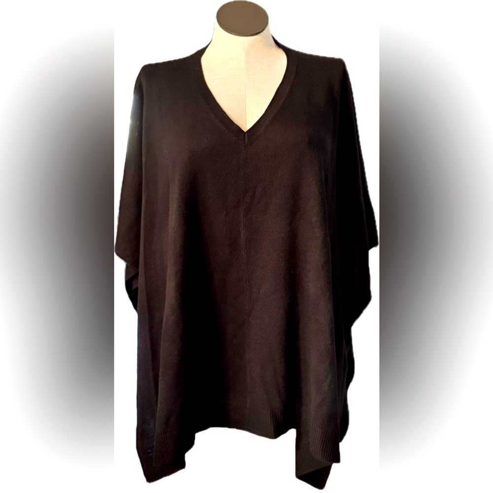 Black Sweater ‘a new day’ drop shoulder flow as you walk V-neck OSFM Excellent
